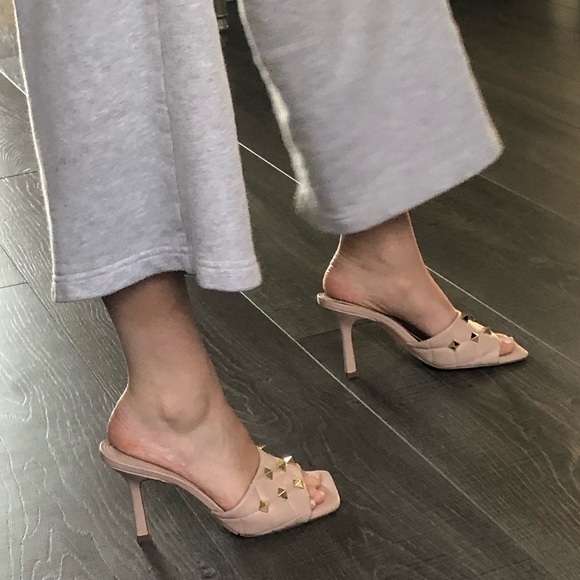 Swankstudded slide heels 💓💓 - Picture 12 of 12